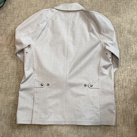 Lightweight Jacket - Picture 2 of 7